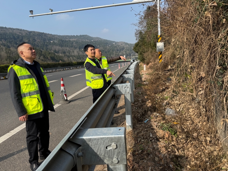 檢查照片 (1)_副本.jpg